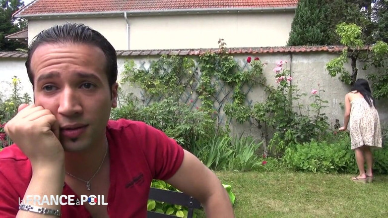 Girls Bang: Sexy brunette heeft hete seks met een geile man terwijl...