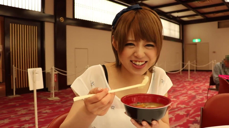 Strix: I'm a chubby chaser. Caught a sumo fangirl at the...