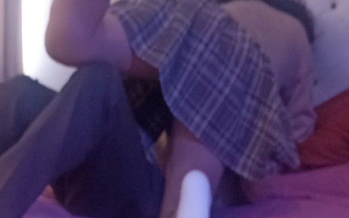 Astrid Cute: Dapatkah kamu membantuku mengerjakan pekerjaan rumahku?