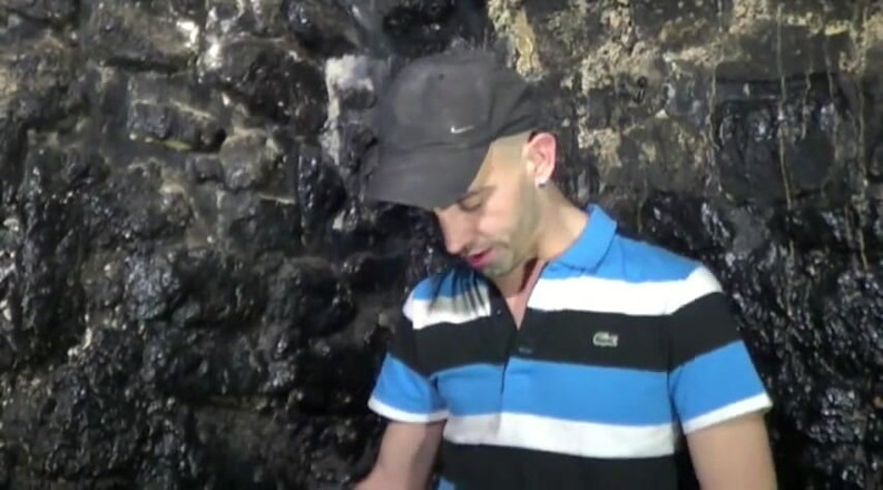 Gaybareback: Oscard Wood umplut cu spermă de Tim Cosla