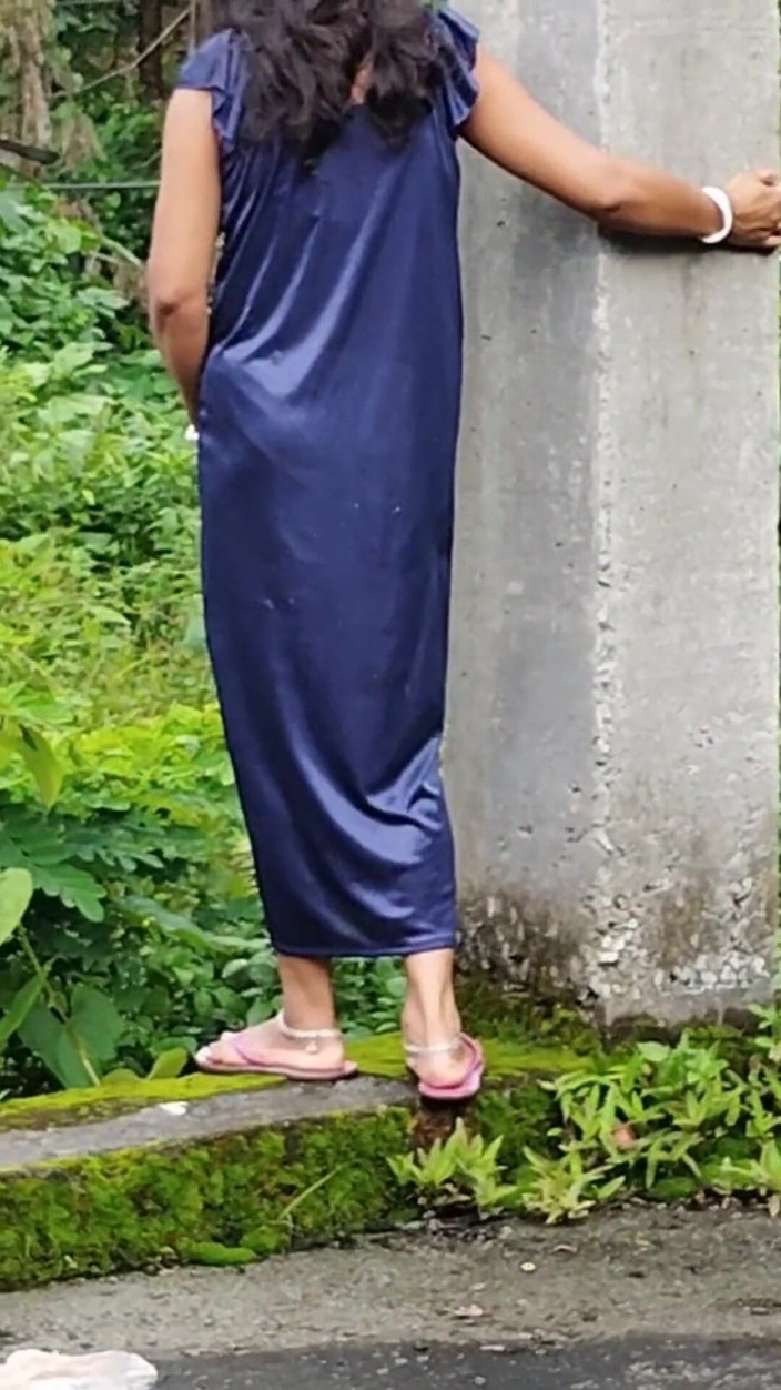 Uttar dinajpur: Сільська бхабхі Соналі відтрахана на дорозі