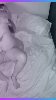 Puchis - sexo oral garganta profunda, profundo sexo anal, madrasta fodida na bunda de Mia