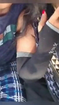 Sari din spate cu chiloți roz Eu sexy bhabhi Ki Chudai