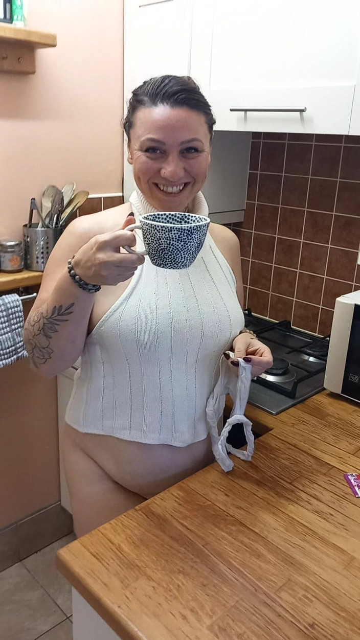 Lustful Libertines: おしっこ茶を飲みませんか?