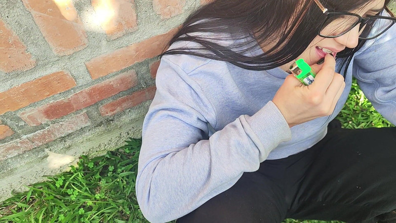 Crisanto999: 驚きだ!誰にも気づかれずに後ろから義理のいとこを掴み、私たちはこれをやった