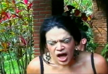 Hot TRANSformations: Si rambut coklat transeksual dan lelakinya bergilir-gilir menghisap, mengongkek antara...