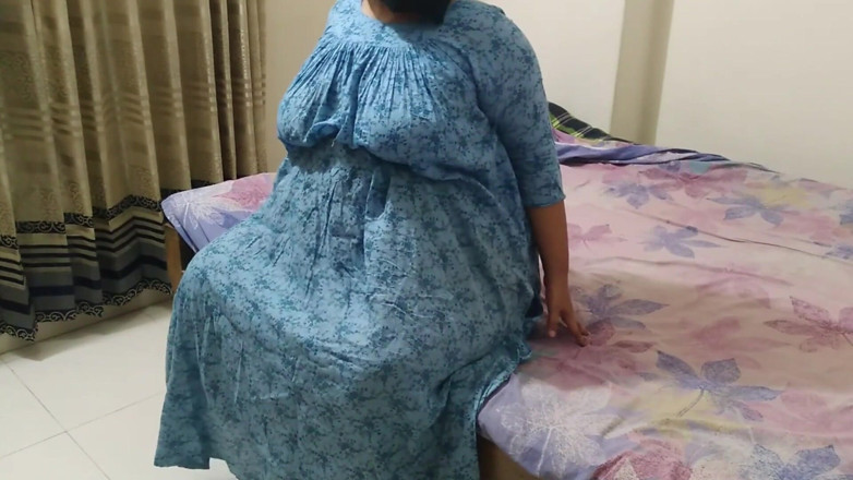 Aria Mia: 55-jährige schöne heiße ägyptische MILf stiefmutter und stiefsohn-sex den ganzen tag,...