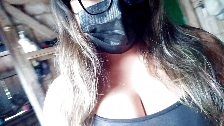 Martin13: 拉丁疯狂开始在租来的乡间别墅里制作自制的色情片