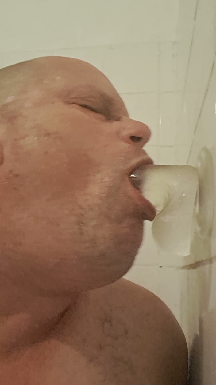Fickspecht: A Bitch, Whore, Got to Suck
