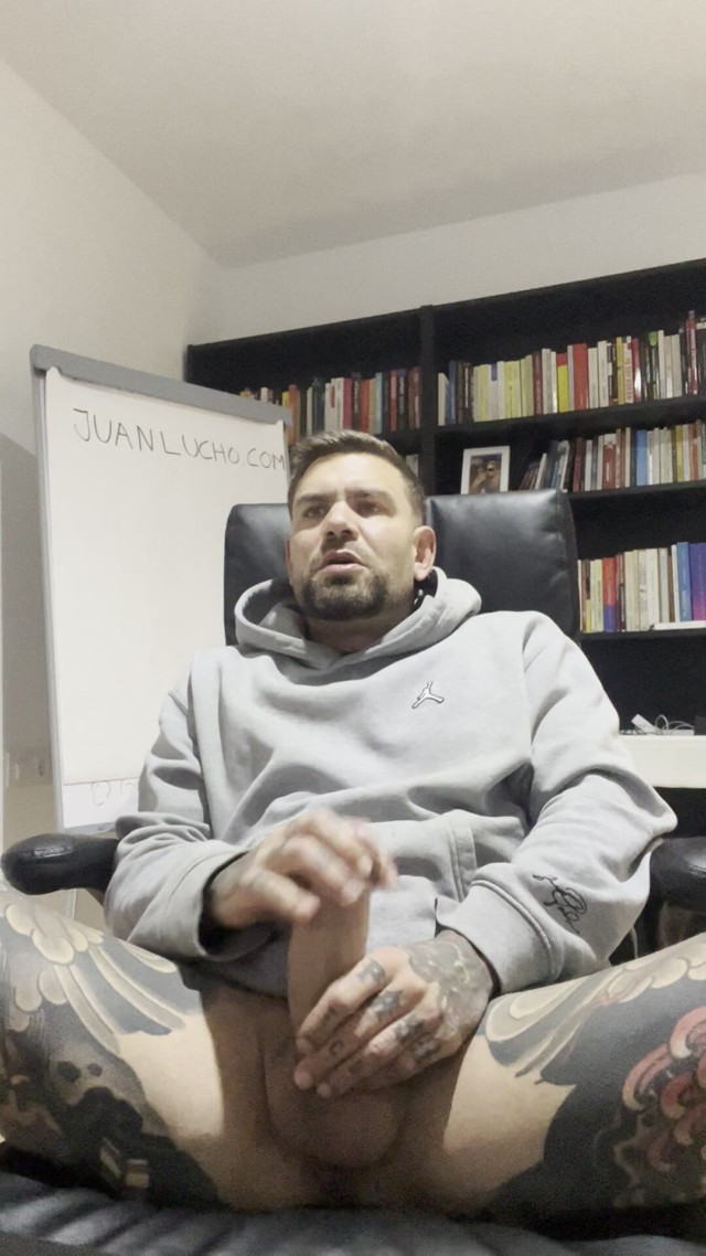 Young Man Masturbates in His Office (Juan Lucho Gay) Young Man Masturbates in His Office (Juan Lucho Gay)