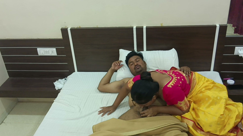 Horny Indian Couple: Hot Marathi Bhabhi Secret Bedroom Passion Indian Porn