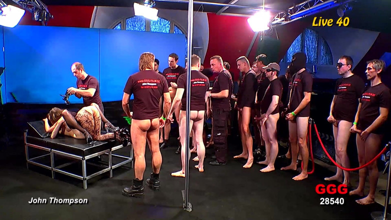 Gang Bang Germany: Ggg John Thompson - Elisa E Viktoria Wild Orgia Di Gangbang...