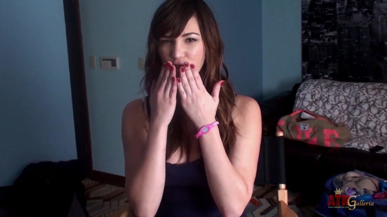 ATKIngdom Fans: Chloe Star behind the scenes