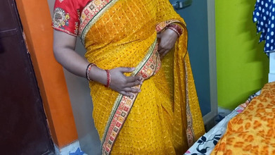 Manjushukla: Awek India menghisap zakar cantik saya.