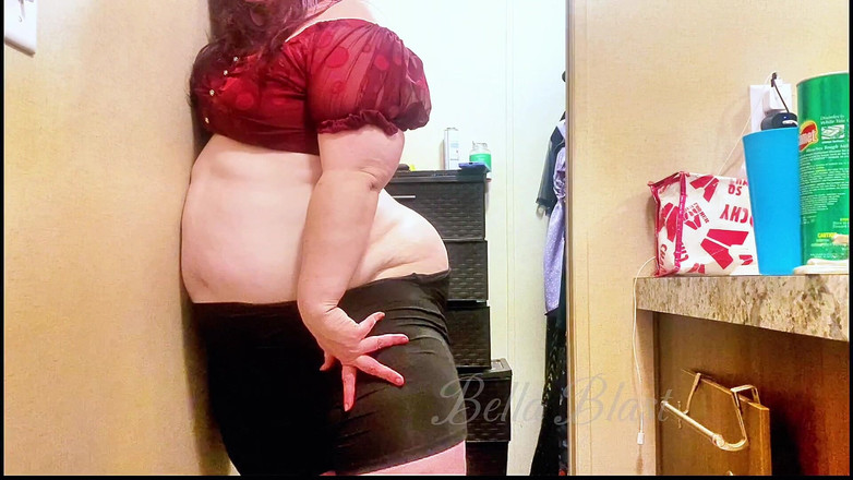 BellaBlast: L'energia del culo balla come se nessuno guardava con il...