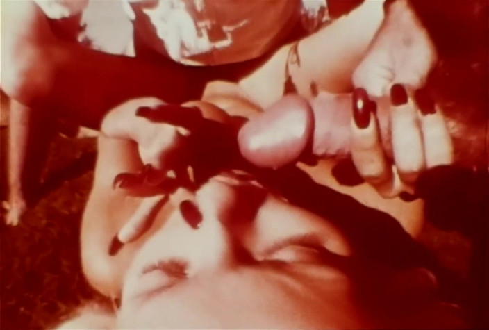 Close Encounter Vintage: 빈티지 포르노 레트로 에로틱 극장 - 디저트 과일