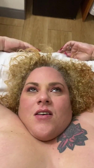 Curvyliz9: Dobre orgazmo