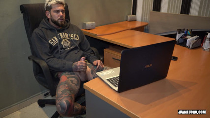 Threesome with Boss