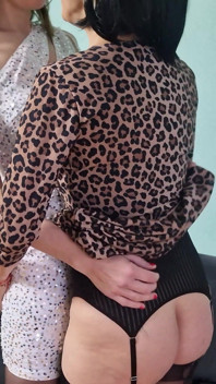 Penjilat pantat lesbian: bahagian 1
