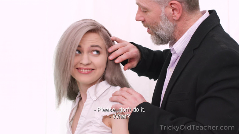 Tricky Old Teacher: Sweetie trova un modo per superare una dura prova e...