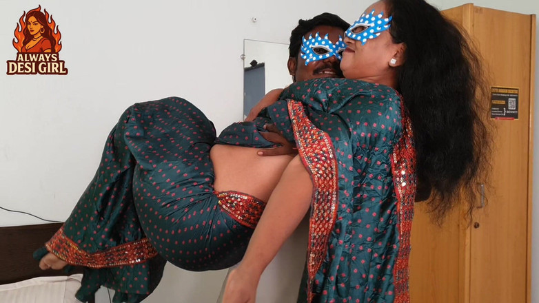 Always desi girl: Vidím manželku samotnou doma, hluboké hardcore šukání