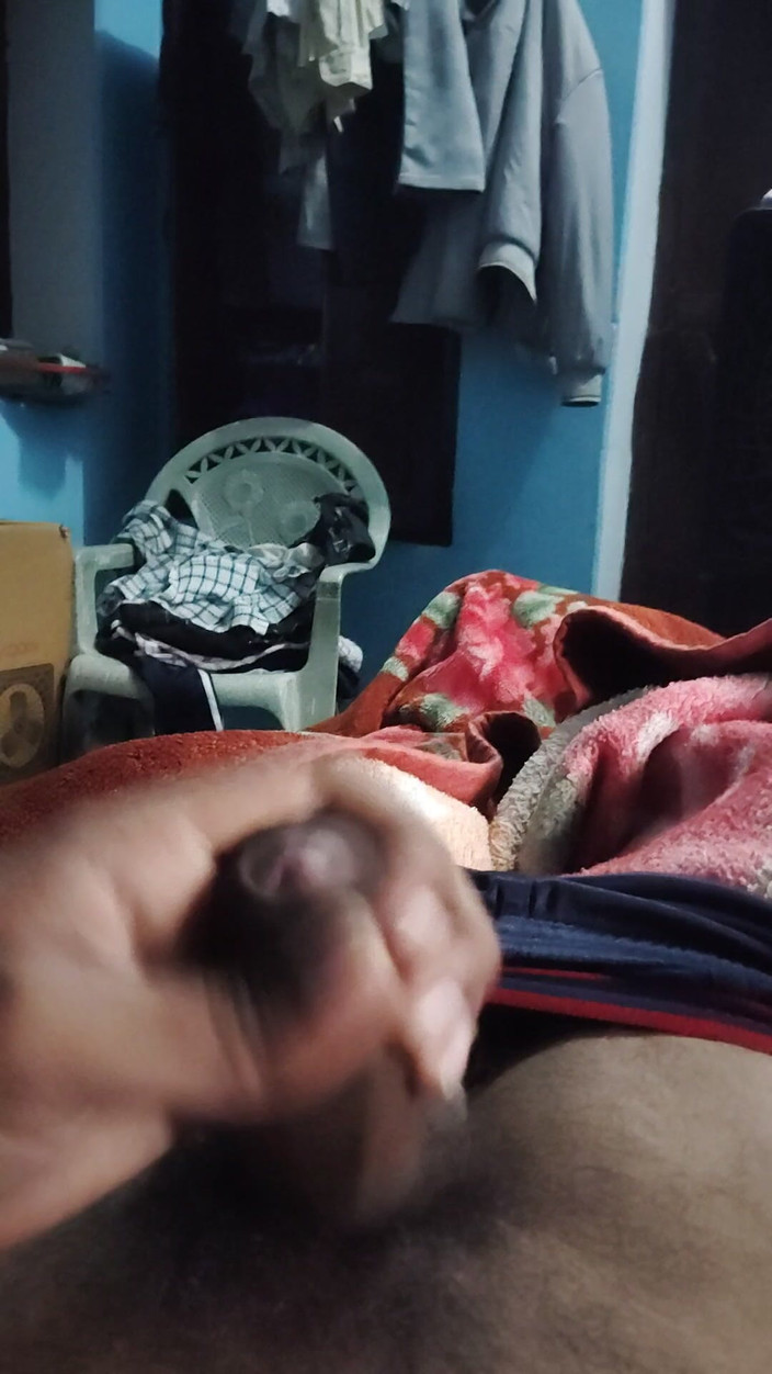 Xxxboyengi: Deshi boy masturbazione in un grosso cazzo in un fine...