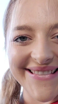 Cặp mông dày của Jill Taylor trông nóng bỏng trong pov