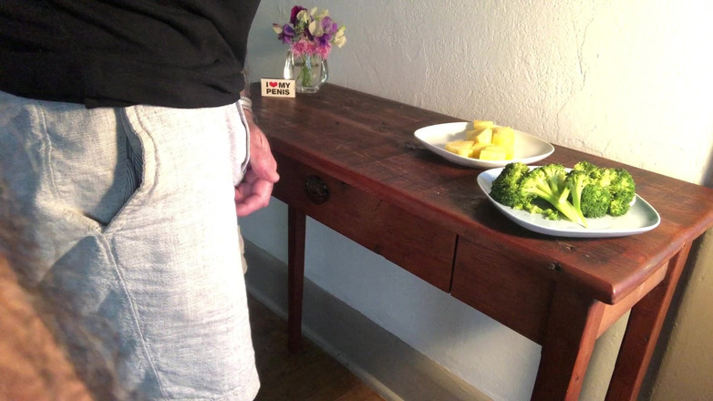 OhTrevor: Ohtrevor isst für eine größere spermaladung.