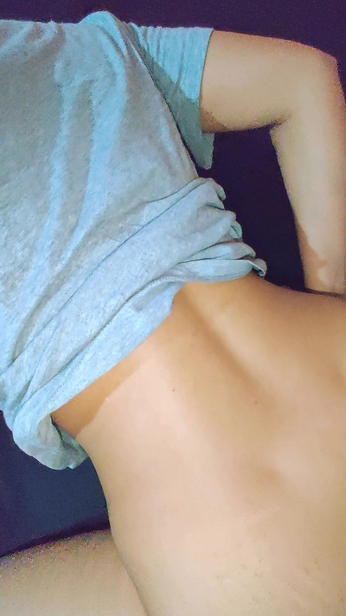 Hope Love: Hermosa amiga con cuerpo sexy se la follan