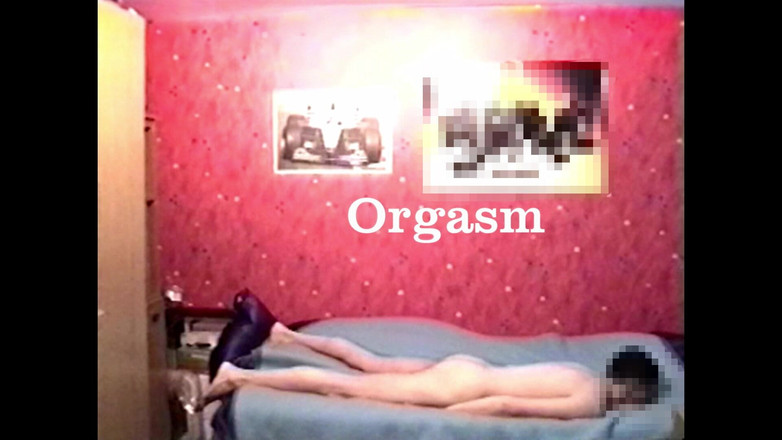 Mark Hannes: 裸のショー、こぶの自慰、シャワーもHi8で撮影済み