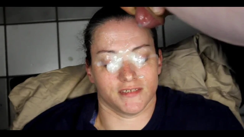 Dirty Dees: Huge Homemade Facial Blasting Right in Her Eyes!