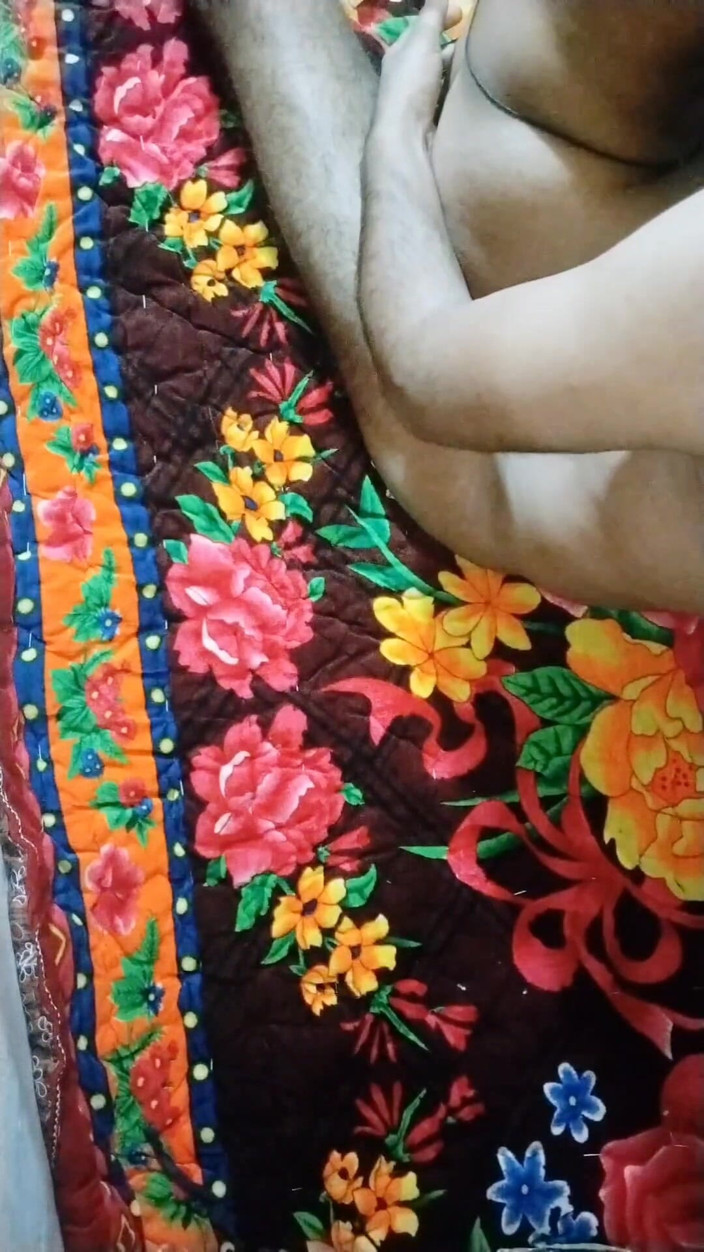 CHOUDHARYJAAN: Hot Muslim Friends