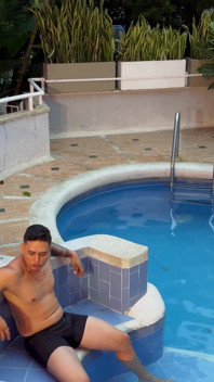 Sex i poolen