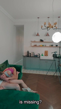 S6e2 Bts Ч. 1: Zlata Shine Прибытие, Выбор Наряда И Соблазняет И Минет На Диване