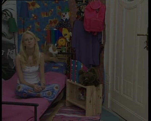 YOUR FIRST PORN: Es Ist Meine Erste Schambehaarung - Sexy Tina em Softclip - It's...