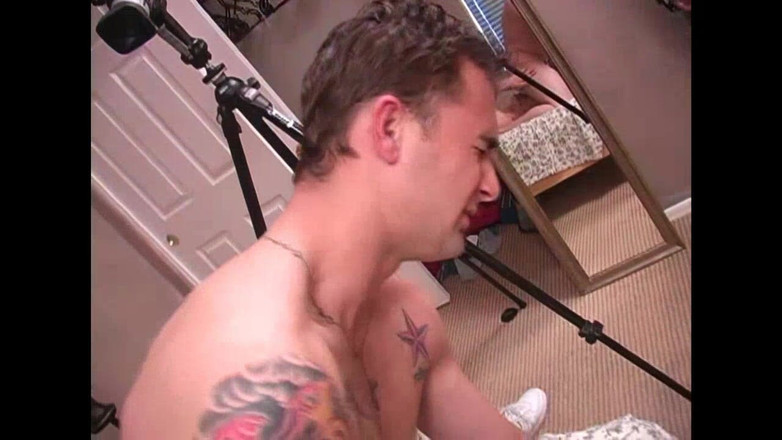 Jay's Amateur Straight Guys: Gay go gay untuk dua cowok straight!