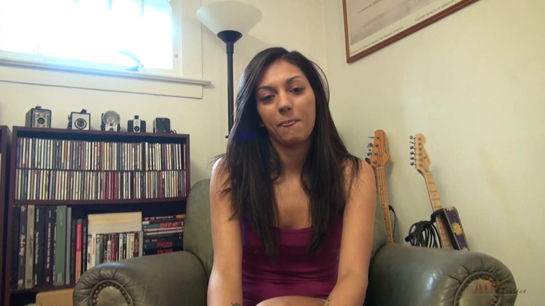 ATK Fans (Exotics): Elena Nichols pasa unos minutos hablando de sus gustos y...