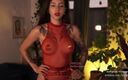 Effy Loweell studio: Modelo sexy do Instagram fica incrível em sua lingerie vermelha...