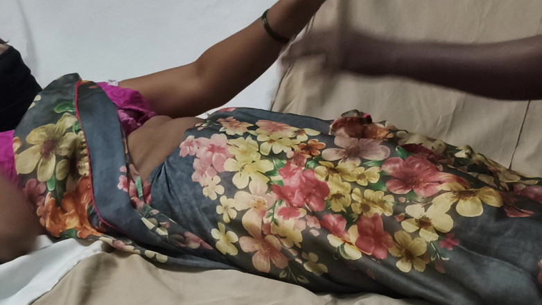 Indian innocent wife: Financier Fucked by Ramya Aunty Sex Videos