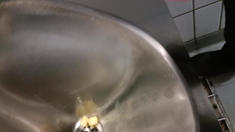 Rockardglans: Veřejné pisoáry honí v pracovním oblečení, zblízka mrdka