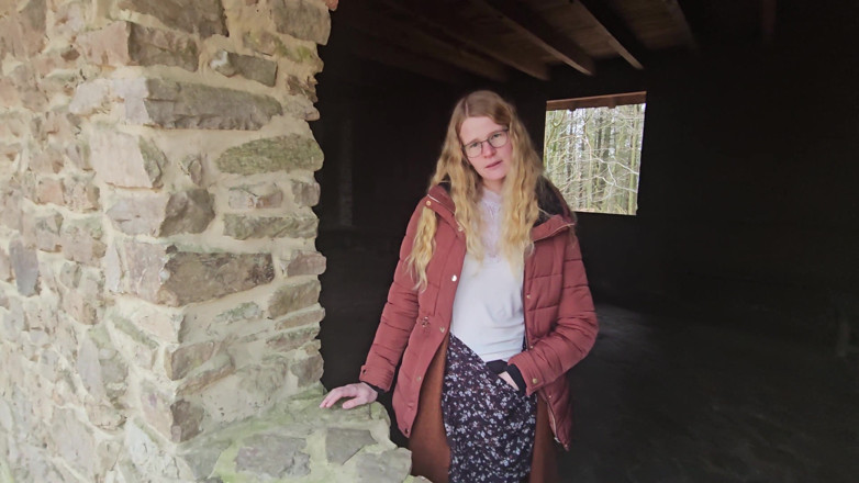 Bikergirl_97: Ao ar livre fick am keltenwall mit ejaculação