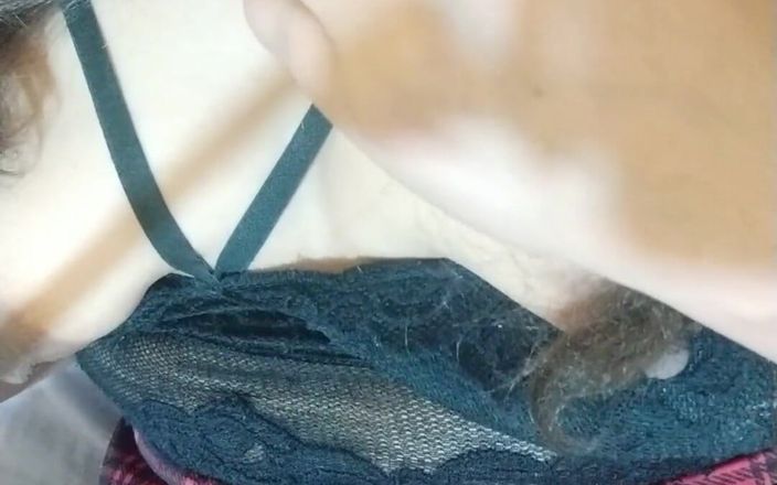 Carla Villalobos hotwife: Memekku dijilat sedemikian sperma waktu aku nggak di rumah!