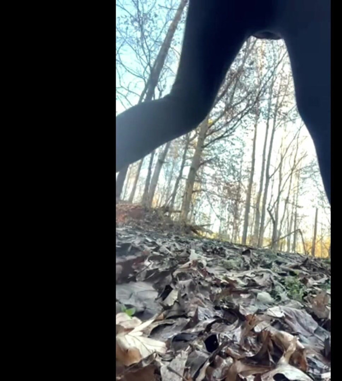 Fantasy Milf: MILF Pee Show