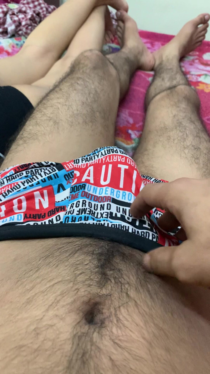 Riya mickey: 两个身体的热度和无法控制的欲望的饥渴