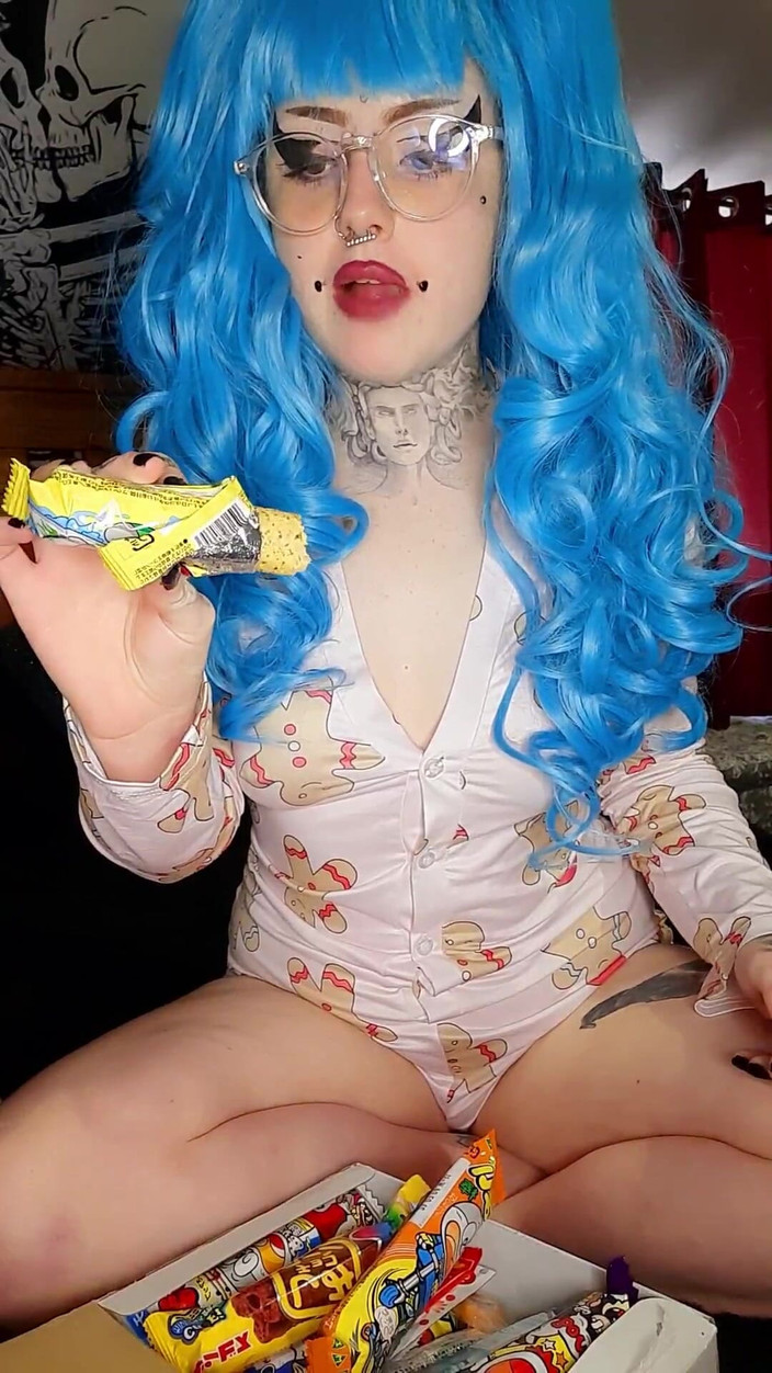 Yourfavecumslut: Lízání japonských sladkostí