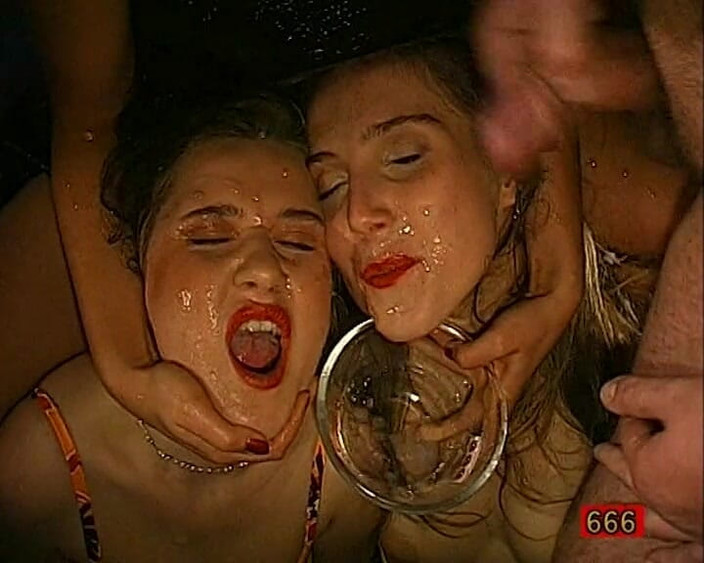 Limitless and Special: Vintage nastolatka w Piss i Cum Bukkake Hardcore Ggg John...