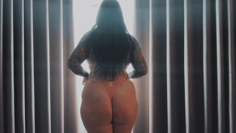 ElizabethsLingerie: Примірка нижньої білизни після вагітності