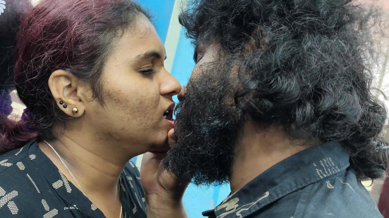 Vaigavarun45: Hot Lip Lock with Tongue Kiss