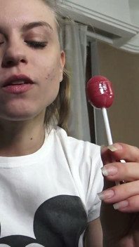 Kinky Fetish Naughty brat girl bubble gum l oli teasing!