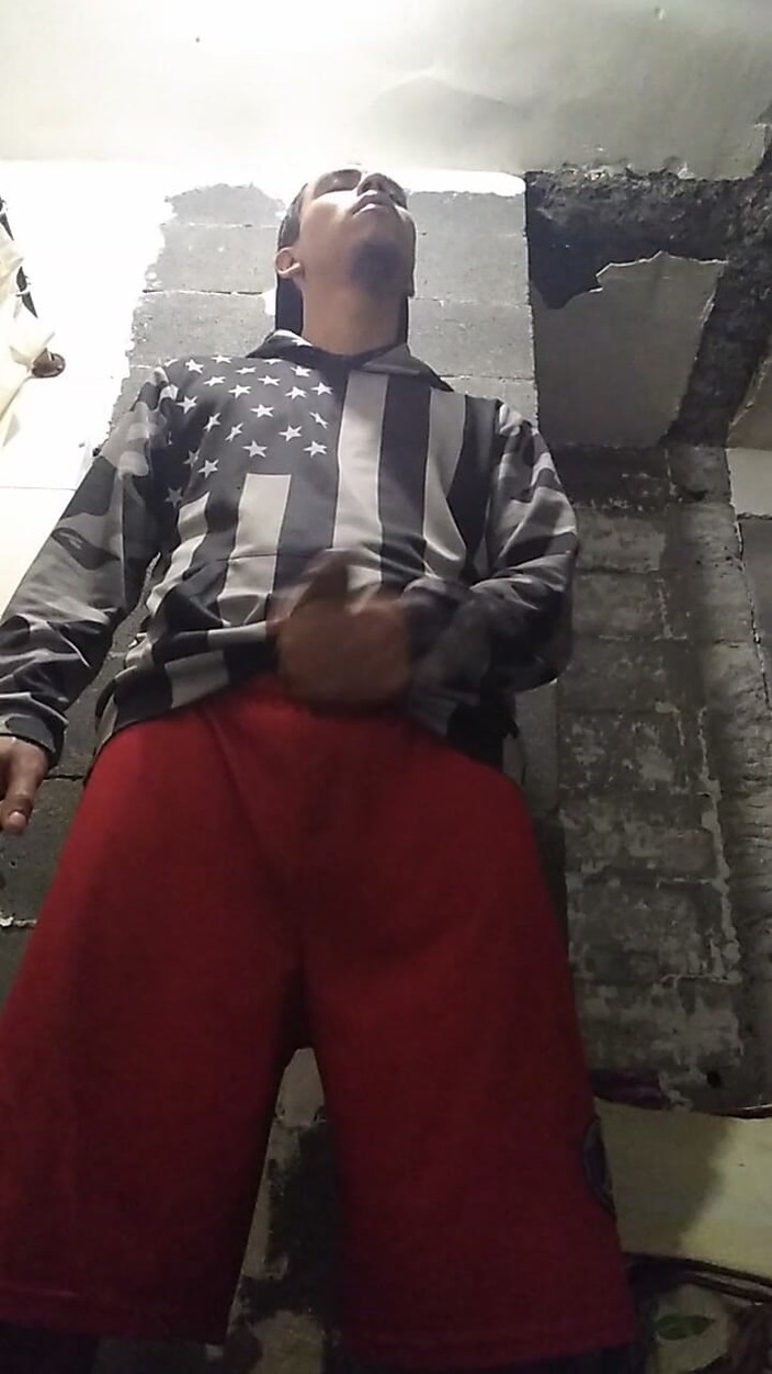 AlexAlejandro13: Je suis sur le point de prendre un bain, mais...
